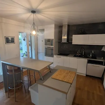 Semesterbostad Maison Avec Piscine Privative Aux Beaux Arts A Montpellier