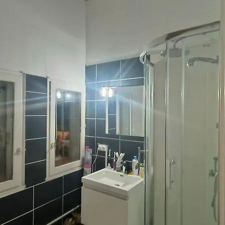 Maison Avec Piscine Privative Aux Beaux Arts A Montpellier
