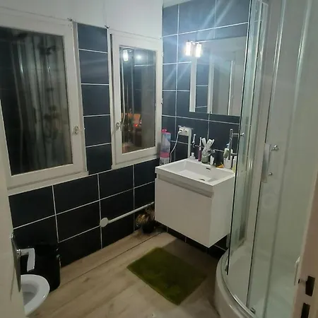 Holiday home Maison Avec Piscine Privative Aux Beaux Arts A *